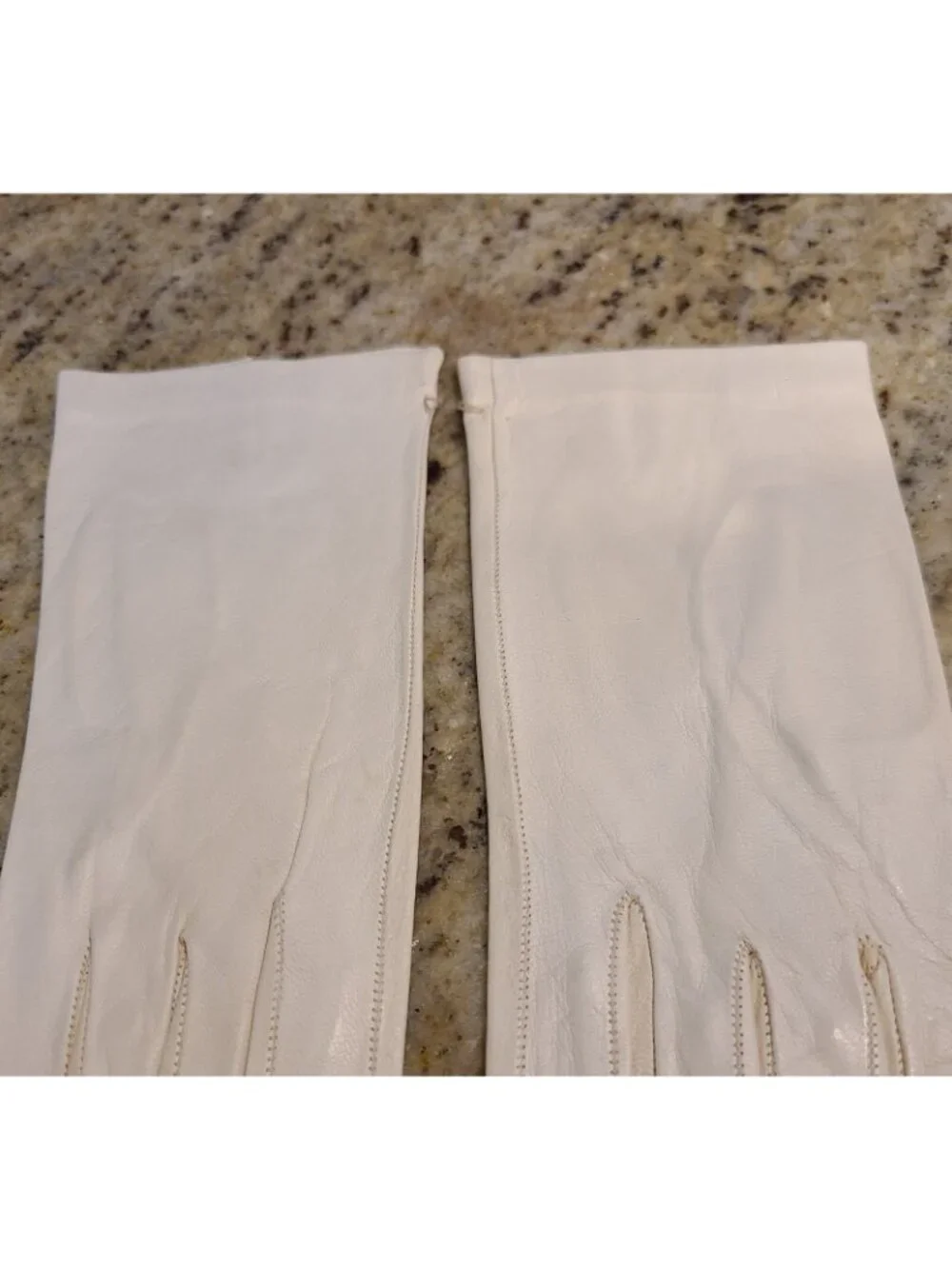 Vintage Size S Cream Formal Leather 8